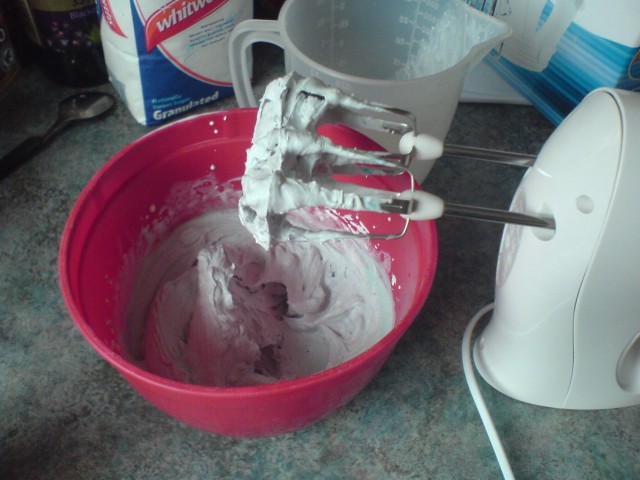 Blueberry cream filling